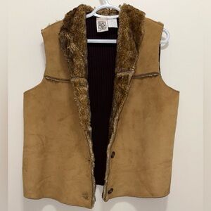Beautiful Faux Fur With Knit Vest